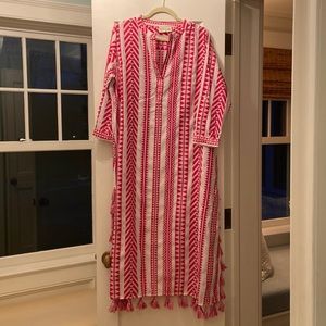 Pink Caftan with Tassel Detail. Size XL
